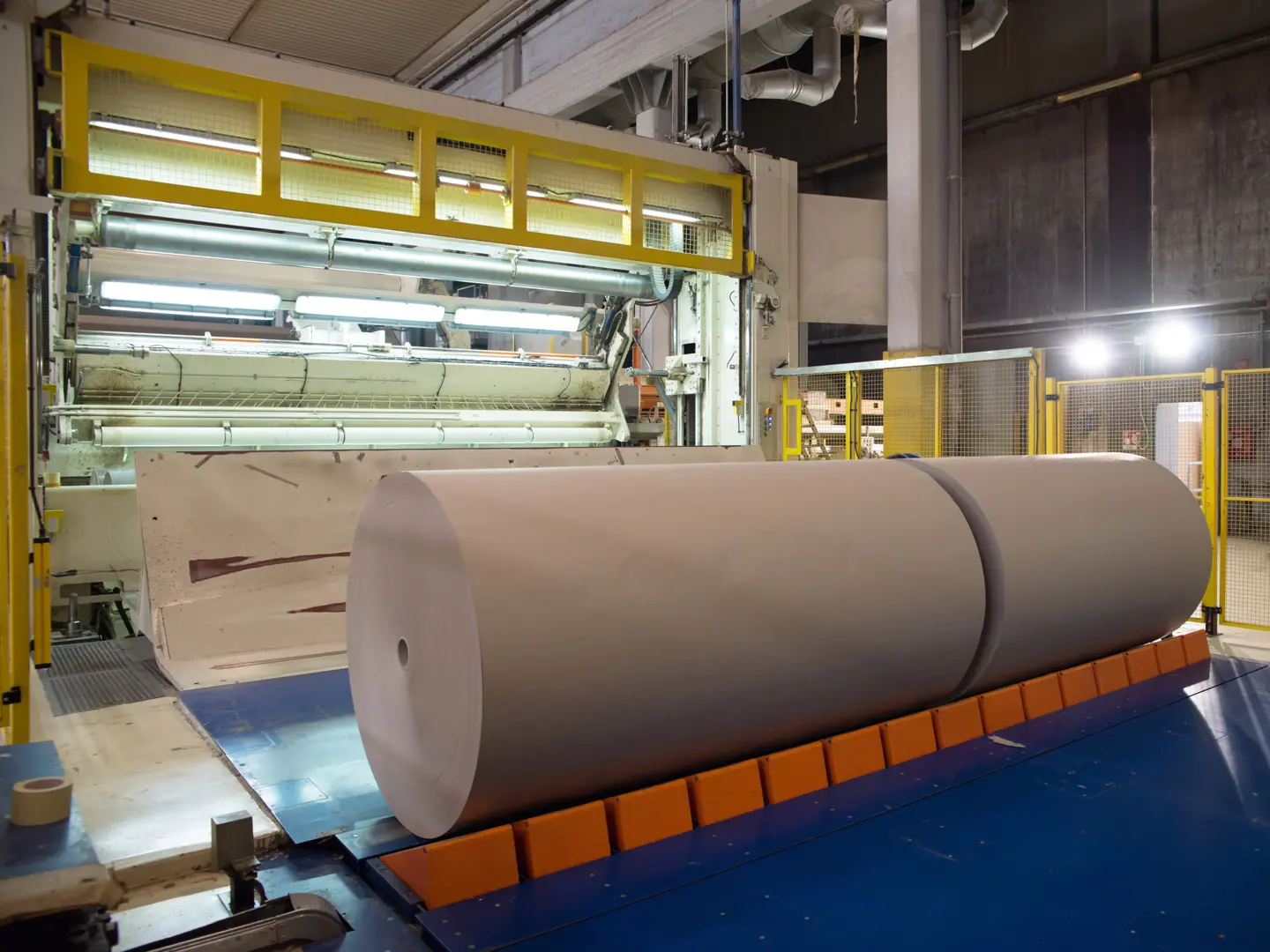 topkraftliner in a paper mill